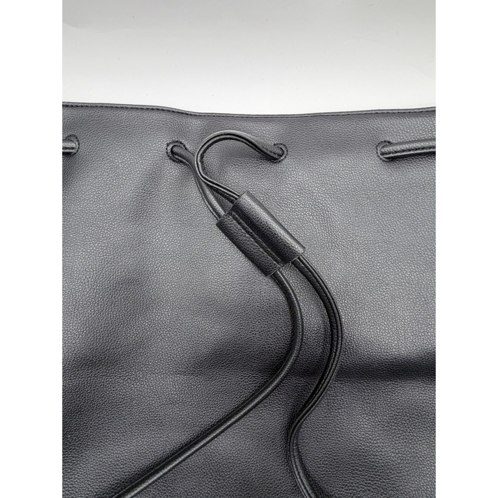 Victoria's Secret Fringe Fashion Show Backpack Bucket Bag Black Faux Leather NEW - Picture 9 of 9